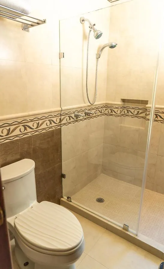 Magnifica Villa Palmeras Luxurious 4 Bedroom 6 Bds 4 Ba Private Pool Lagoon Front Super Fast Wifi Cancun