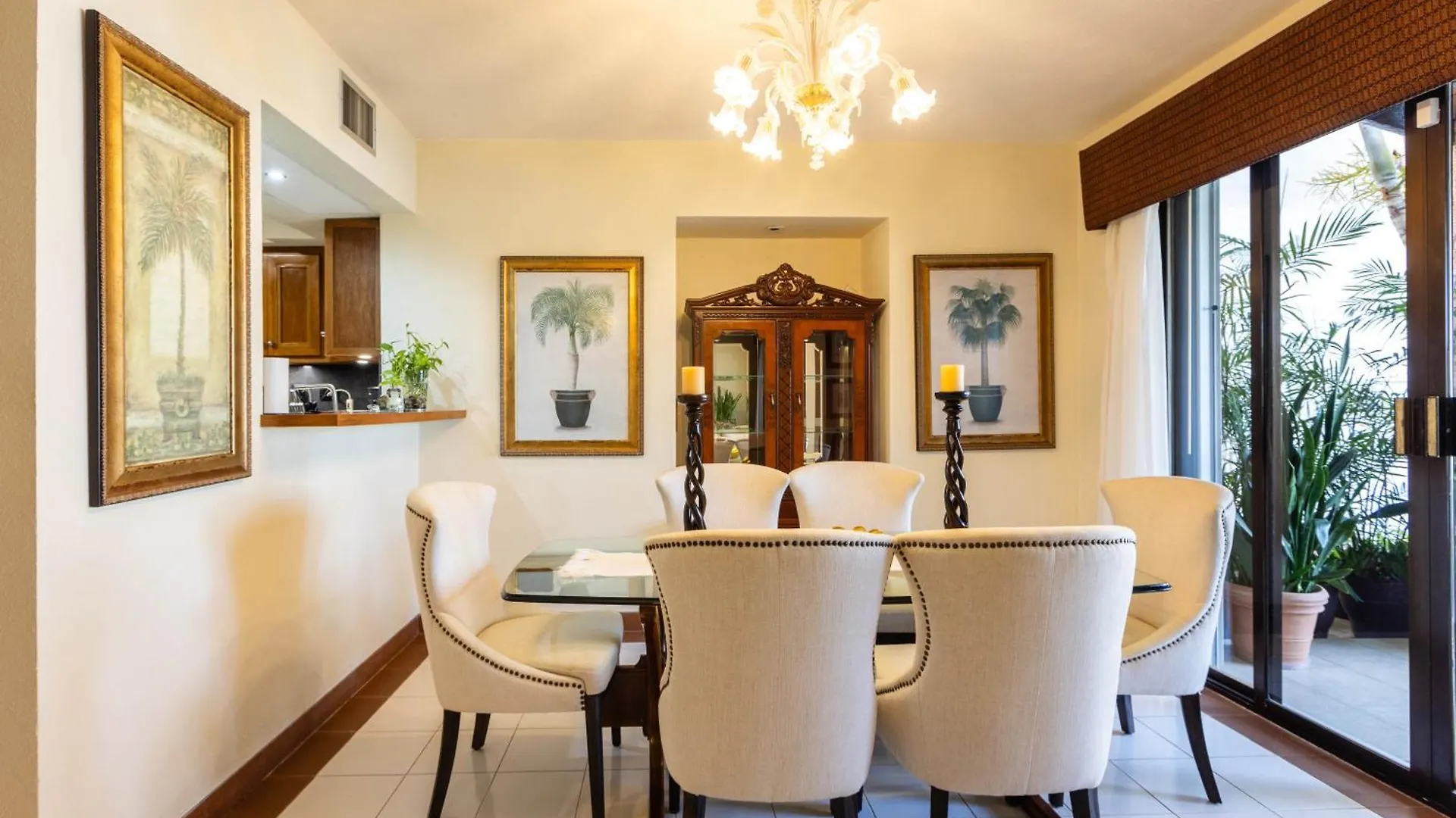 Magnifica Villa Palmeras Luxurious 4 Bedroom 6 Bds 4 Ba Private Pool Lagoon Front Super Fast Wifi Cancun 0*,  Mexico